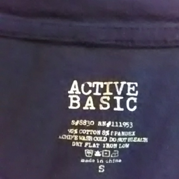 Dark navy colored tshirt - Picture 2 of 3